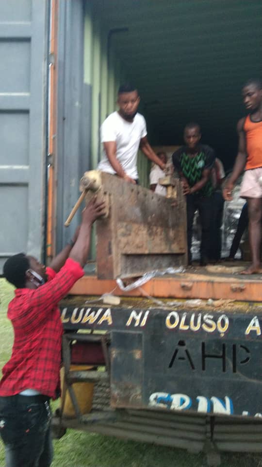 Erneute Probleme beim Transport des Containers