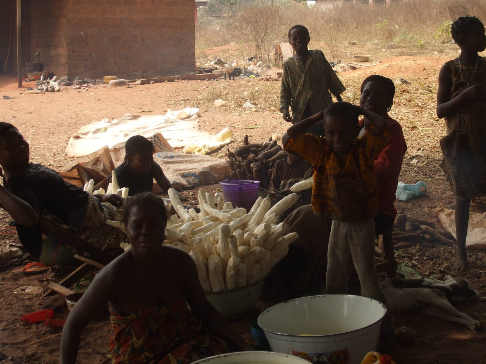 Patenschaft - Slider - afrikanische Kinder - Küche - Nigeria - Afrika